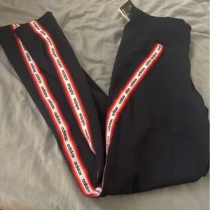 Never worn - Adidas leggings